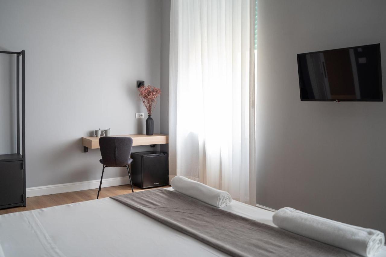 Nolana 28 Rooms In نابولي المظهر الخارجي الصورة